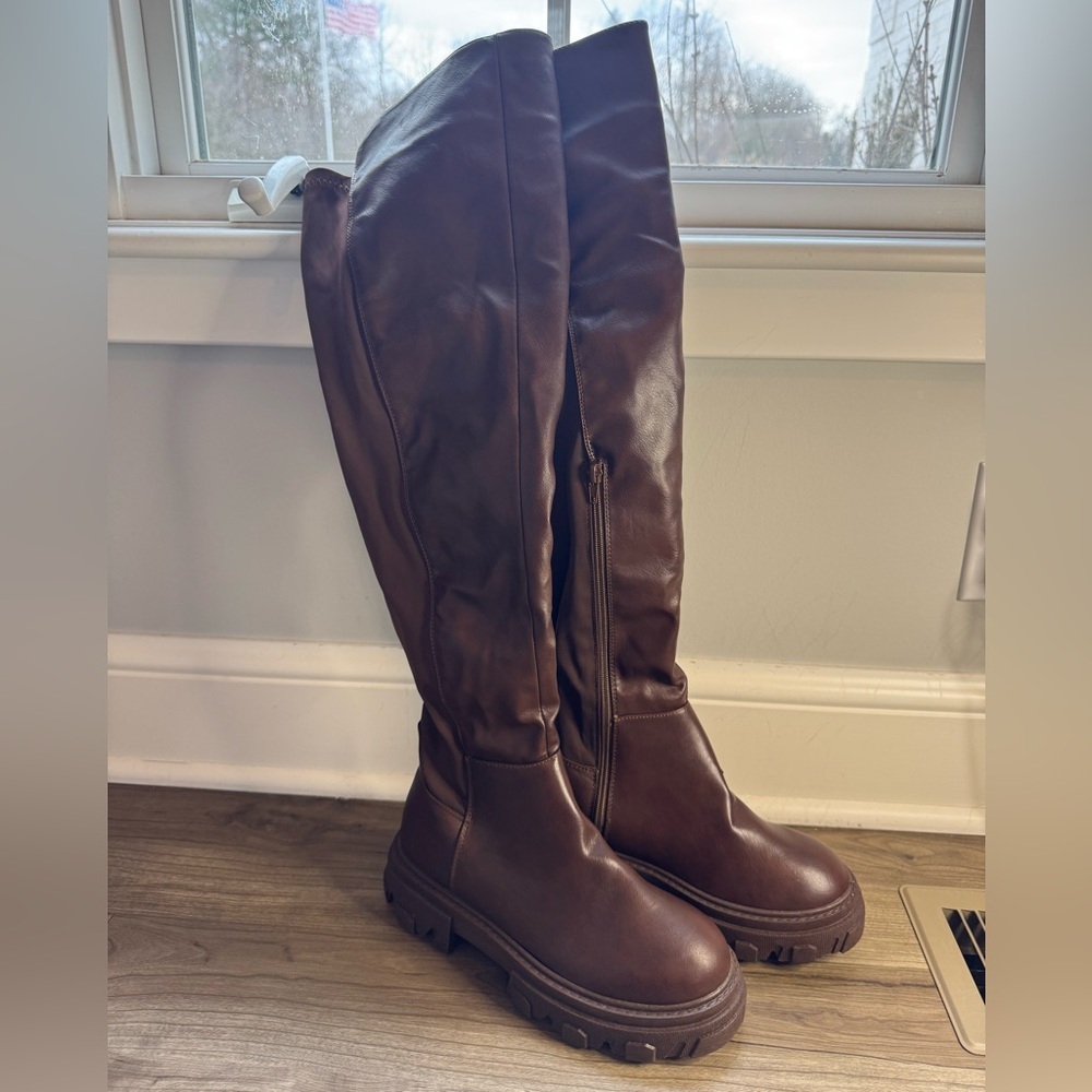 Wild Diva Brown Over The Knee Boots Chunky Lug Sole Combat Platform Size 6.5